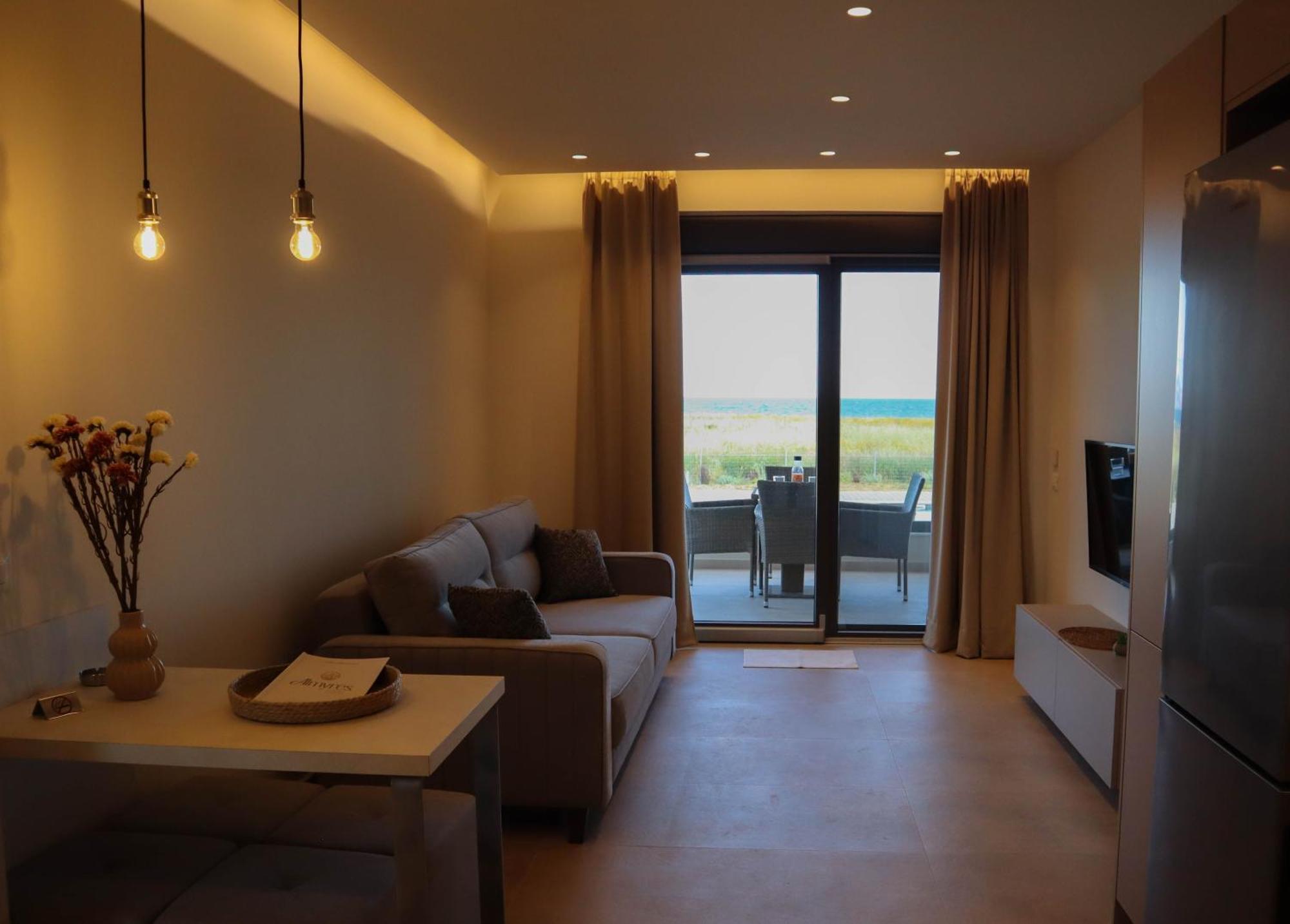 Almyres Luxurious Residences Miloi  Exterior photo